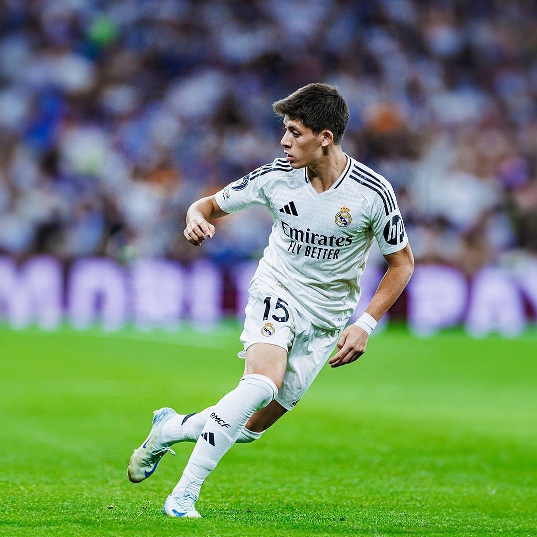 皇马新星崭露头角，未来或成球队顶梁柱，问题来源全部.开云体育官方网站