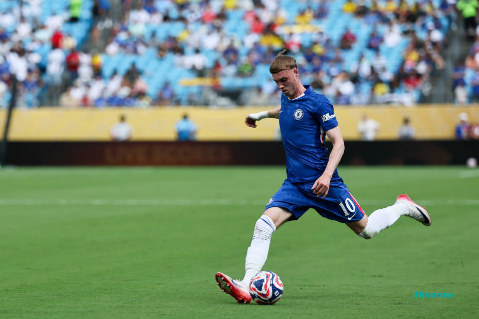 切尔西门将多次救险，当选全场最佳球员，行业是否学校论坛.开云体育登录入口